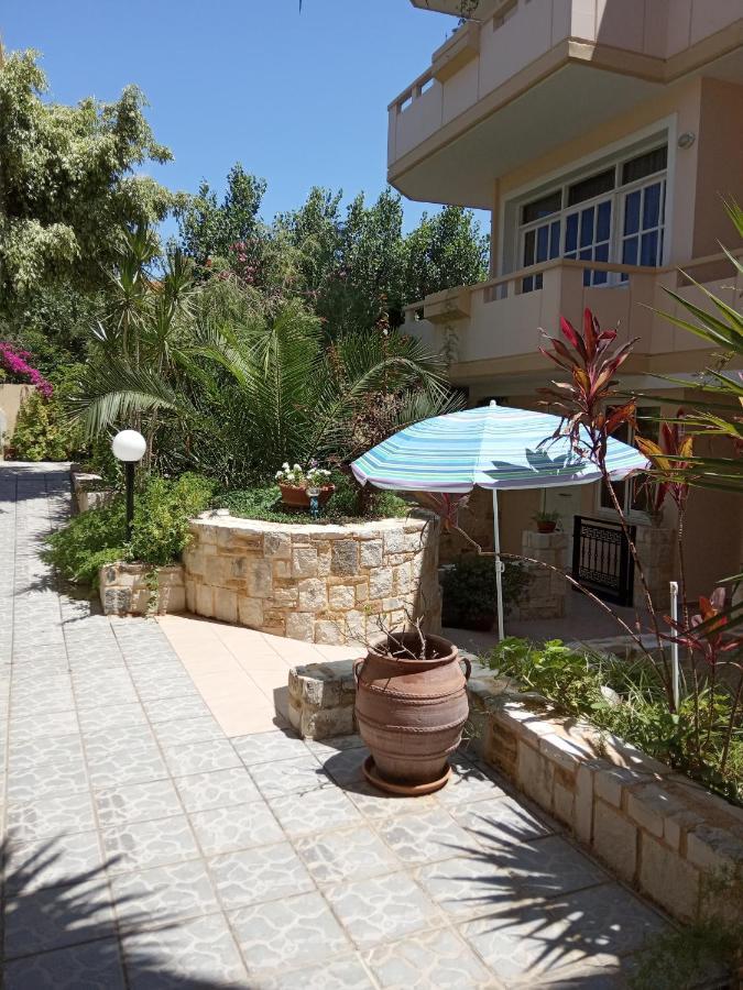 Malou Apartments Kato Daratso Exteriér fotografie