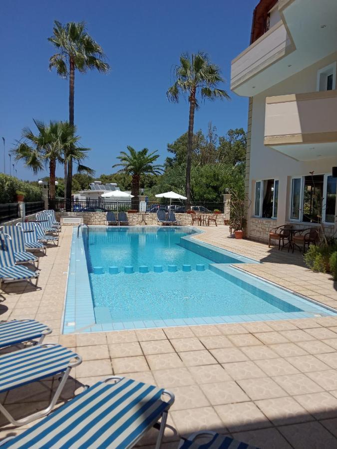 Malou Apartments Kato Daratso Exteriér fotografie